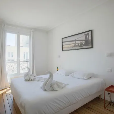Joie Tour Eiffel - Rue Cler Apartment Paris