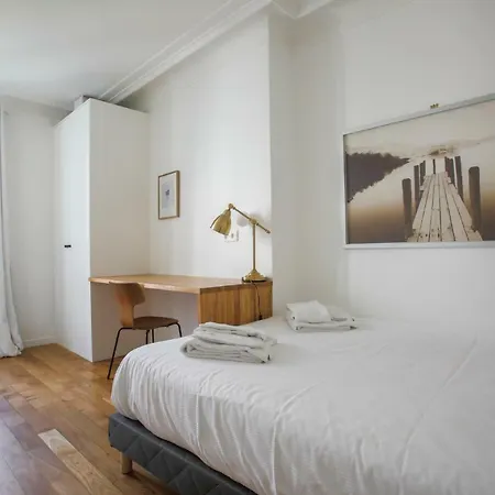Joie Tour Eiffel - Rue Cler Apartment