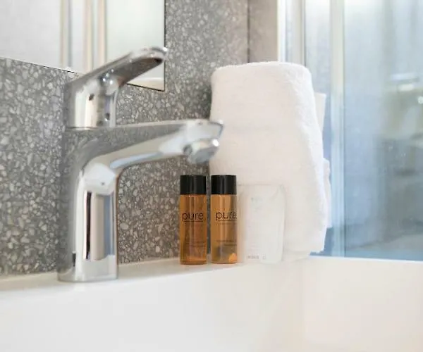 Familial Calme Pres De La Tour Eiffel