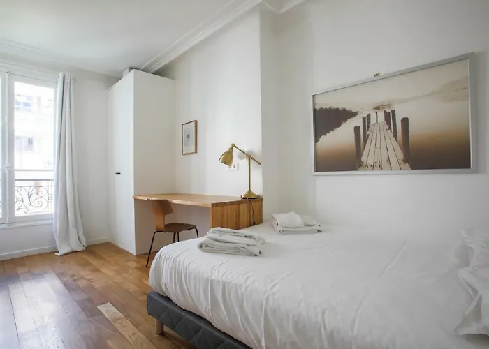 Familial Calme Pres De La Tour Eiffel Apartamento